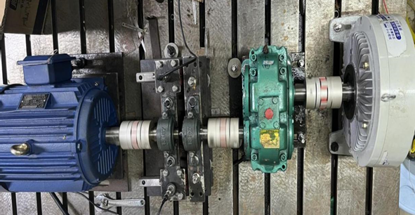 齿轮传动系统动态特性模拟试验